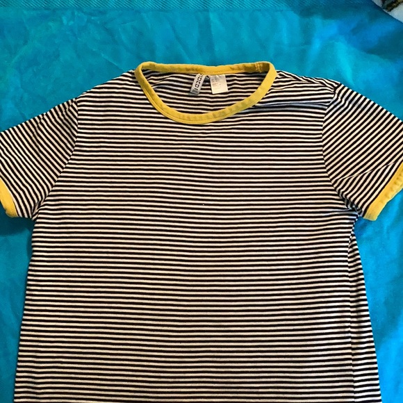 H&M crop top - Picture 1 of 2